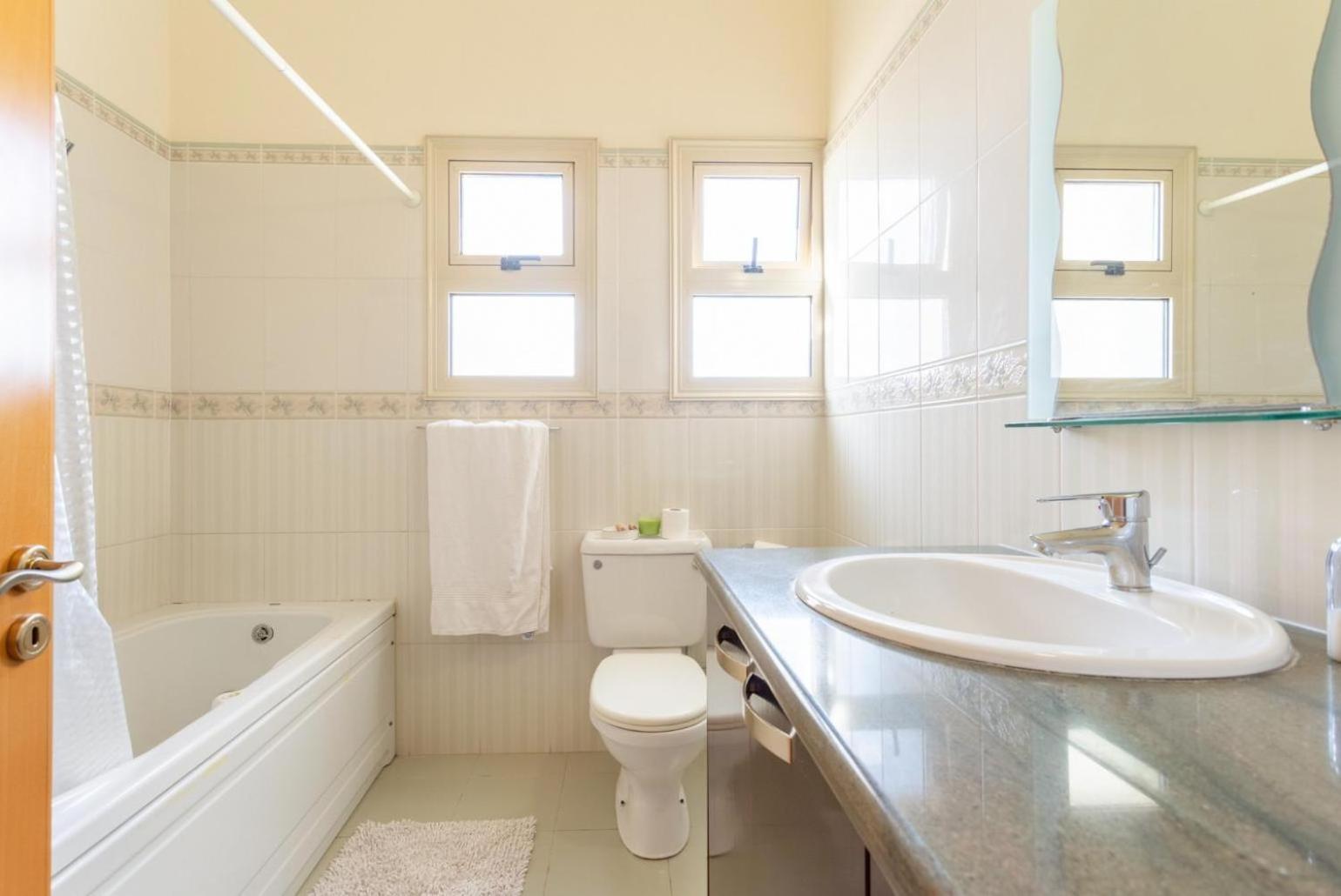 Villa Seashore One パ フォス エクステリア 写真